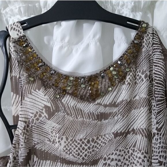 BCBG Sz 02 metallic Silk embellished dress - Picture 7 of 8